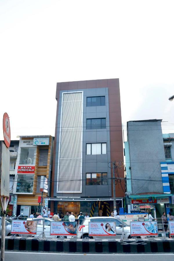 York Hotel Kochi Extérieur photo
